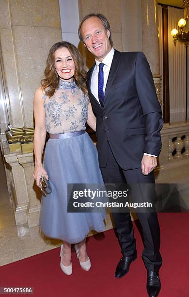 Ina Moos-Menzer and Gerhard Delling attend the Charity Dinner for children rights at Hamburg townhall on December 8, 2015 in Hamburg, Germany.