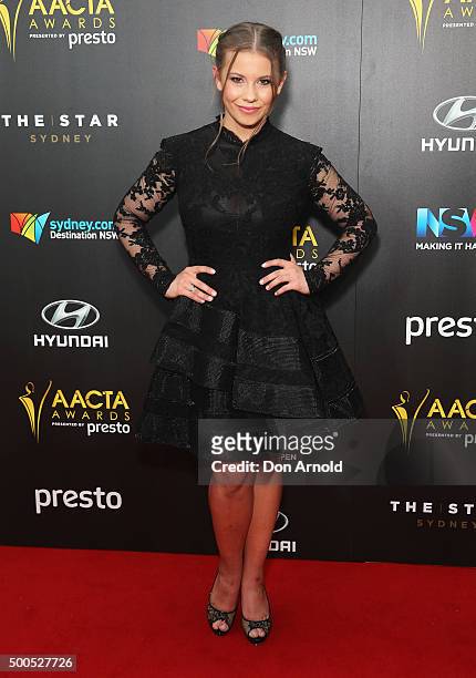 Bindi Irwin poses on the red carpet for the 5th AACTA Awards at The Star on December 9, 2015 in Sydney, Australia.