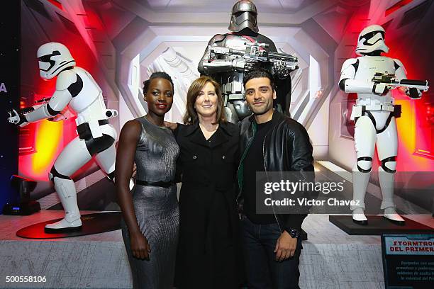 Actress Lupita Nyong'o, film producer Kathleen Kennedy and actor Oscar Isaac attend the "Star Wars: The Force Awakens" Mexico City premiere fan event...