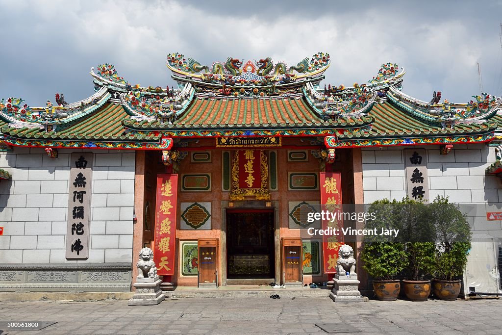 Wat Mangkon Kamalawat at chinatown bangkok thailand