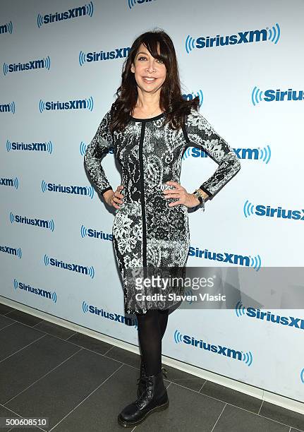 Actress Illeana Douglas visits SiriusXM Studios on December 9, 2015 in New York City.