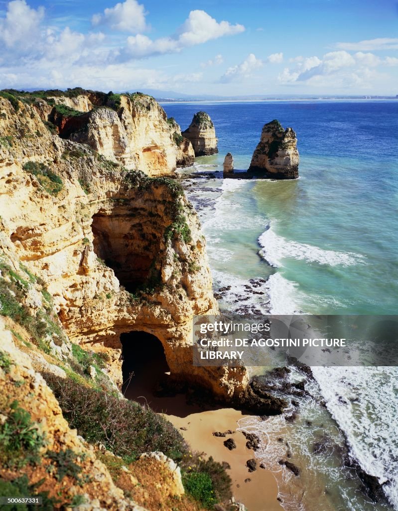 The beach and cliffs of Ponta da Piedade coast