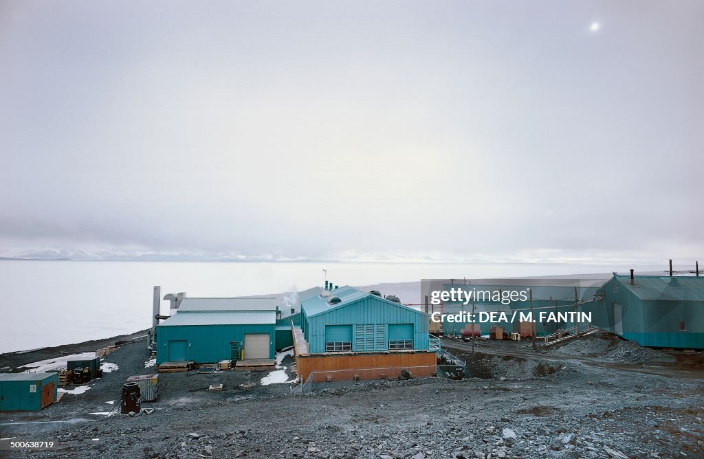 Scott Base Scott Base, New Zealand research base, Ross Island, Antarctica. News ...