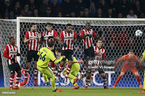 , Steven Bergwijn of PSV, Davy Propper of PSV, Bibras Natcho of CSKA Moscow, Hector Moreno of PSV, Sergei Ignashevich of CSKA Moscow, Jurgen Locadia...