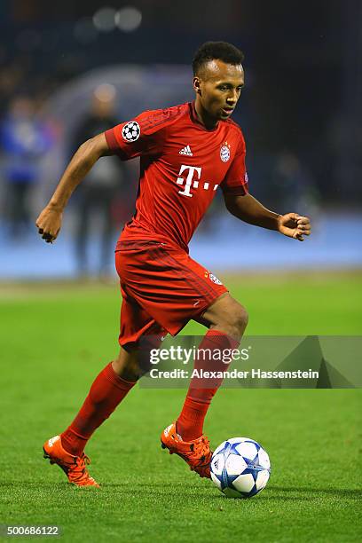 Julian Green of Muenchen runs with the ball during the UEFA Champions League Group F match between GNK Dinamo Zagreb and FC Bayern Muenchen at...