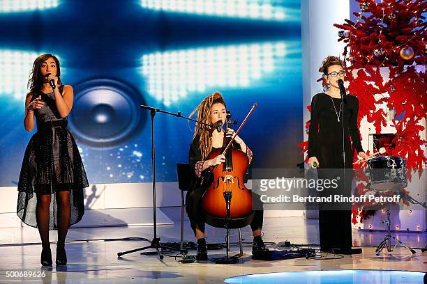 Trio L.E.J perform during 'Vivement Dimanche' French TV Show at Pavillon Gabriel on December 9, 2015 in Paris, France.