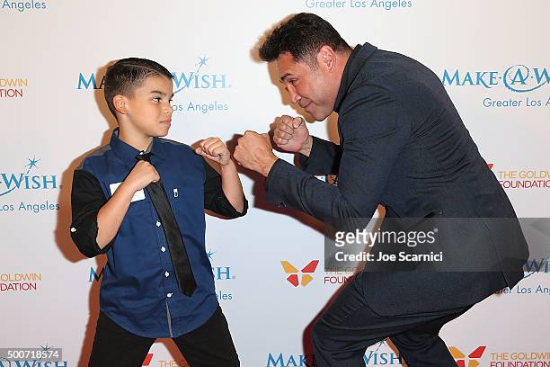 Oscar De La Hoya arrives at the Make-A-Wish Greater Los Angeles Annual Wishing Well Winter Gala at the Beverly Wilshire Four Seasons Hotel on...