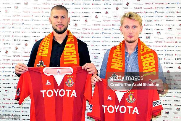 Robin Simovic 12 Nogoya Stock Photos, High-Res Pictures, and Images - Getty Images