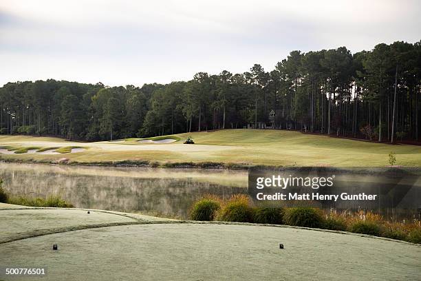 golf course with misty morning dew - atlanta sunrise stock pictures, royalty-free photos & images