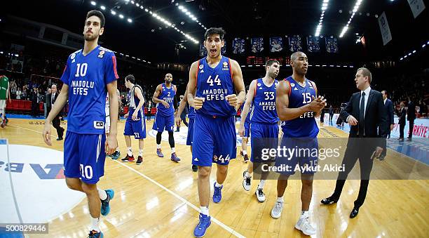 Players of Anadolu Efes Istanbul celebrate victory during the Turkish Airlines Euroleague Basketball Regular Season Round 9 game between Anadolu Efes...