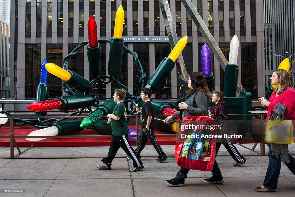 Temperatures Near 60 Degrees In December In New York City