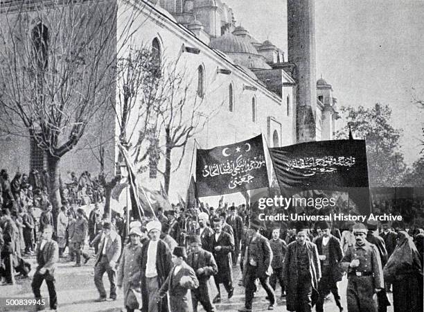 Proclamation of War, World War One Constantinople, Turkey..