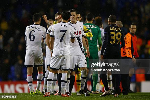 Son Heung-Min of Spurs and Kevin Wimmer of Spurs shakes hands following the final whistle during the UEFA Europa League Group J match between...