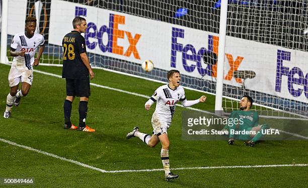 Tom Carroll of Tottenham Hotspur FC celebrates scoring the 4th goal during the UEFA Europa League group J match between Tottenham Hotspur FC and AS...