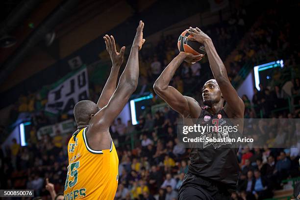 Shawn James, #3 of Olympiacos Piraeus competes with Frejus Zerbo, #55 of Limoges CSP in action during the Turkish Airlines Euroleague Basketball...