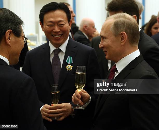 Putin Shin Pictures and Photos - Getty Images