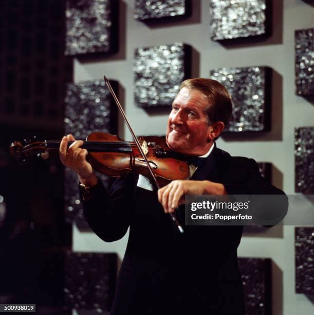 Ted Ray Roles 92 Ted Ray (Comedian) Stock Photos, High-Res Pictures, and Images ...