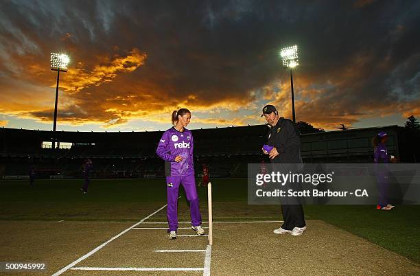 Julie Hunter of the Hurricanes prepares to open the bowling during the Women's Big Bash League match between the Melbourne Renegades and the Hobart...