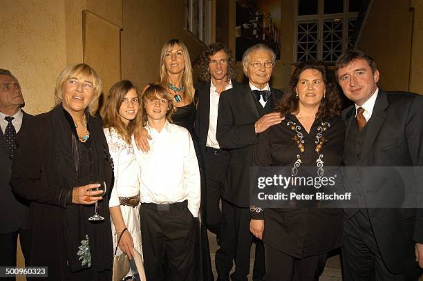 Harry Valerien , Ehefrau Randi Valerien , Töchter und Schwiegersöhne von Harry Valerien, Enkelkinder, Verleihung "Bayrischer Fernsehpreis", München,...