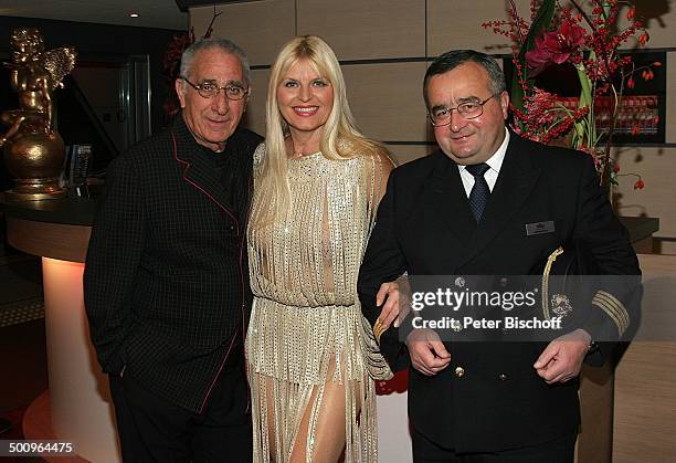 Marlene Charell , Ehemann Roger Pappini , Kapitän Reinhold Vujcic , , Restaurant-Theater: "GANYMÉE ON WATER", "MS RheinEnergie", Köln, Sängerin,...