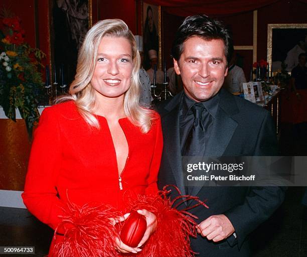 Thomas Anders ,; Lebensgefährtin Claudia Hess, "Radio; Regenbogen-Ball der Sterne 99", Mannheim,; Rosengarten Promi,