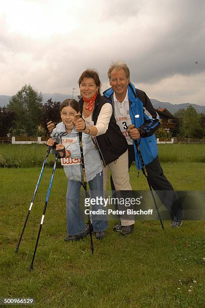 Gerhart Lippert, Ehefrau Maria Lippert, Tochter Katharina Lippert, 1. "Ebbser Nordic Walking Day", Ebbs, am "Zahmen Kaiser", , Benefizveranstaltung...