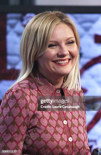 Kirsten Dunst 2015 Photos and Premium High Res Pictures - Getty Images