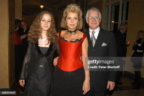 Michaela May, Tochter Lilian Theresa May, Ehemann Dr. Jack Schiffer, Gala zur ARD/BR-Verleihung: "Bayrischer Fernsehpreis", "Prinzregententheater",...