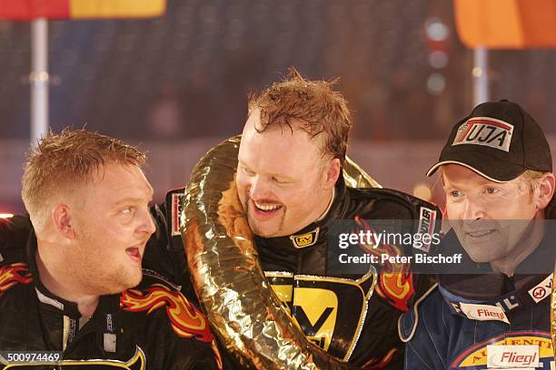 Axel Stein , Stefan Raab , Joey Kelly , Pro 7-"TV Total Stock Car Challenge" 2006, Gelsenkirchen, Deutschland, , P.-Nr. 1476/06, "Veltins Arena",...