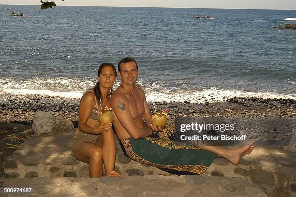 Michel Guillaume, Ehefrau Alexandra Guillaume, Urlaub, Sambirenteng/Bali/Indonesien/Asien, , Hotel: "Alam Anda - Beach Bungalow Resort", Indischer...