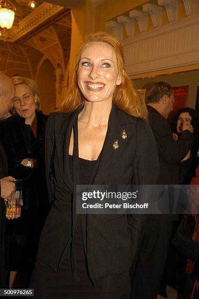 Andrea Sawatzki , Aftershow-Party nach Verleihung, "Bayerischer Filmpreis", München, . P.-Nr. 011/2005, "Prinzregentetheater", Foyer, nach der...