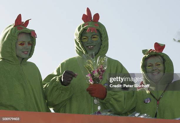 Heidi Klum , Lebensgefährte Seal , Mutter Erna Klum , Karneval in Bergisch-Gladbach, , P.-Nr. 187/2005, verkleidet als Drachen, Verkleidung, Kostüm,...