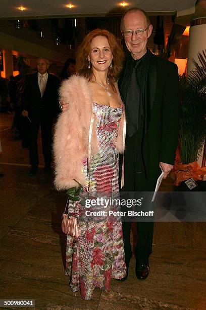 Hans Peter Korff , Ehefrau Christiane Leuchtmann, Gala "24. Sportpresseball", Motto: "Titel, Tanz und Tore", "Alte Oper", Frankfurt, Deutschland, ,...