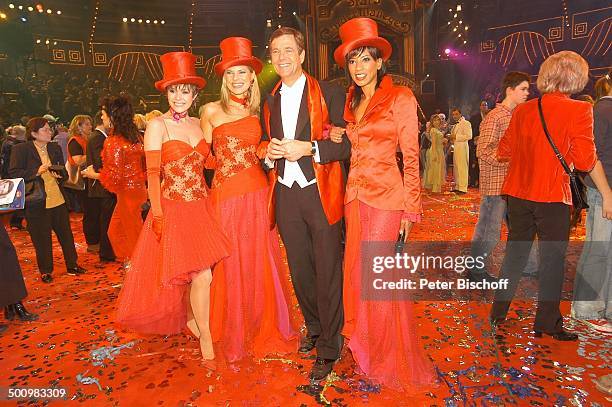 Francine Jordi , Nina Ruge , Dr. Klaus Kleber , Arabella Kiesbauer , nach Generalprobe zur ARD-Show Zirkus-Gala "Stars in der Manege", München,...