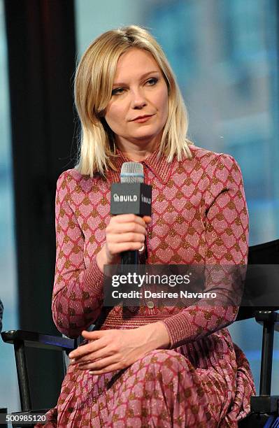 782 Kirsten Dunst 2015 Stock Photos, High-Res Pictures, and Images