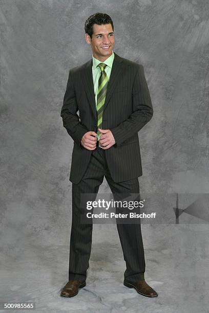 Christian Vogler , Wahl zum "Mister Germany 2005/06", Linstow , Deutschland, , P.-Nr. 1649/2005, "Van der Valk Resort", Sieger, Gewinner, Binder,...