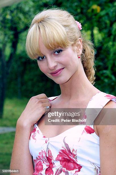 Lara-Joy Körner, geb.: 28. Oktober 1979, Sternzeichen: Skorpion, Porträt, Portrait, ARD/ORF-Zweiteiler "Vera - Die Frau des Sizilianers" ,...