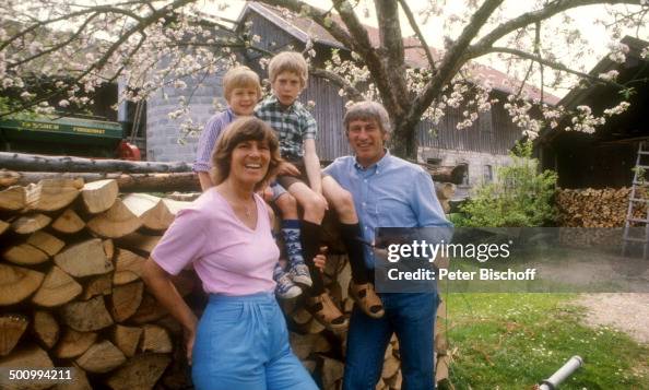 Siegfried Rauch , Ehefrau Karin, Sohn Jacob , Sohn Benedict,,... News ...