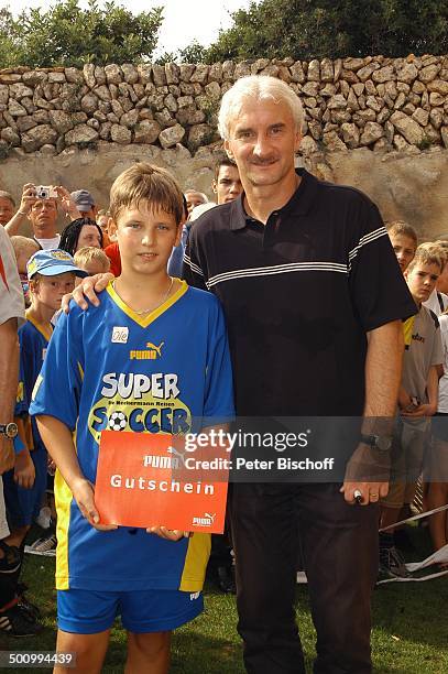 Ole Wölm , Rudi Völler , Fußball-Schule, Fußball, Fussball, Fußballspieler, Sport, Trainer, Coach, Gewinn, Gutschein, Kinder, Junge, Mädchen,...