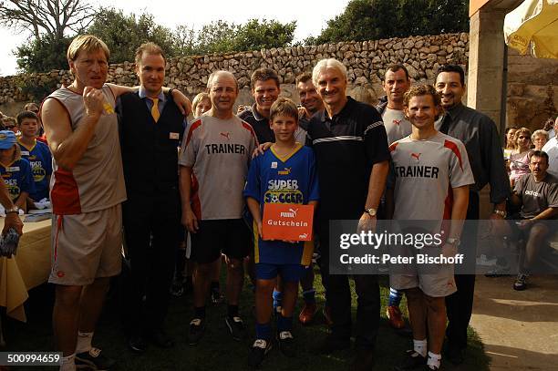 Michael Kutzop, , Bernd Hölzenbein , Georg Dreßen, Bernd Hollerbach, Rudi Völler , Mark Arnold , Ole Wölm , Mallorca , Balearen, , Fußball-Schule,...