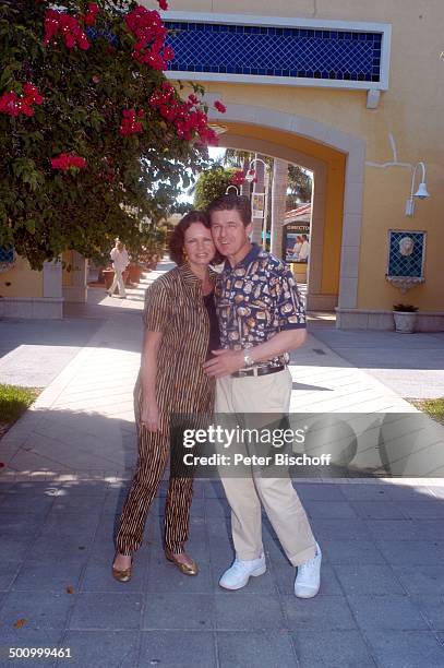 Eva Kummeth, Ehemann Horst Hummeth, am Rande der Dreharbeiten zum ZDF-Film "Florida-Träume", Einkaufszentrum von Fort Myers, "Saks Fith Avenue", USA,...