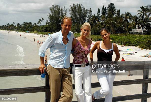 Jochen Horst, Ehefrau Tina Ciamperla , Janina Flieger, am Rande der Dreharbeiten zum ZDF-Film "Florida-Träume", Fort Myers, USA, Amerika, , P.-Nr.:...