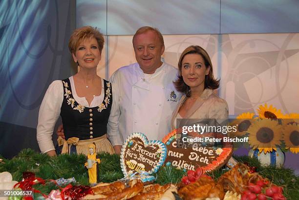 Carolin Reiber, Alfons Schuhbeck, Sabine Sauer , BR-Show "Schubecks Kochshow", Folge 1: "Oktoberfest", Bayern, Deutschland, Europa, Studio,...