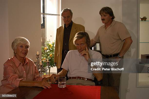 Maria Sebaldt, Horst Janson , Wilfried Klaus , Hartmut Schreier ZDF-Serie "Soko 5113", Folge 13 "Schwarze Sonne", München, Deutschland,...