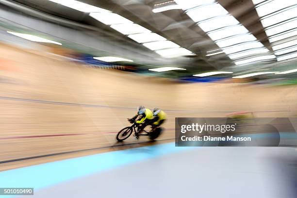 Ahmad Rasol 406 Invercargill Velodrome Photos & High Res Pictures - Getty Images