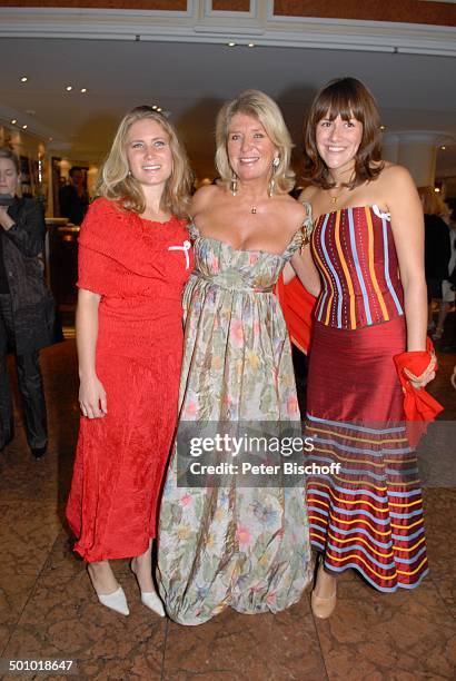 Jutta Speidel , Tochter Antonia Feuerstein , Tochter Franziska "Franzi" Feuerstein , Benefiz-Gala "10 Jahre Horizont e.V." - "Swinging Jazz Night",...