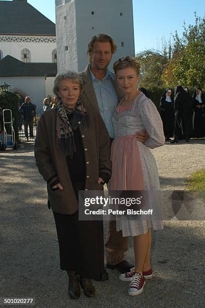 Karin Anselm, Michael von Au, Johanna Christine Gehlen , Dreharbeiten zum ARD-Film "Utta Danella - Der Himmel in Deinen Augen", Chiemsee/Fraueninsel,...