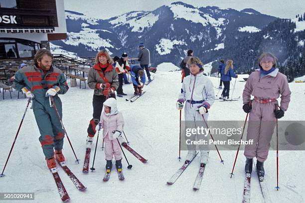 Fritz Wepper, Angela Wepper, Tochter Sophie Wepper , , Tochter Prinzessin Stephanie von Hohenzollern, Tochter Valerie von Hohenzollern , Winterurlaub...