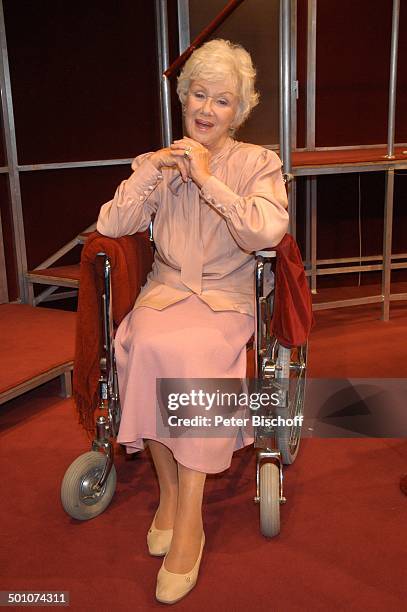 Maria Sebaldt , Theaterstück, Theaterkomödie "Acht Frauen", Theater "Komödie im Bayerischen Hof", München, Bayern, Deutschland, Europa, Bühne,...