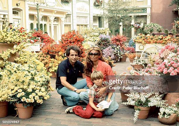 Daliah Lavi , , Ex-Ehemann Peter Rittmaster, Sohn Rouven, Kinderparadies "Walt Disney World Resort" , Orlando, Florida, United States of America ,...